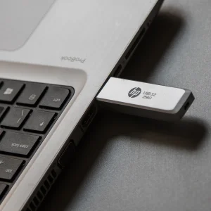 فلش مموری اچ‌ پی مدل 819W ظرفیت 128 گیگابایت با رابط USB 3.2