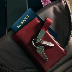 فلش مموری سن دیسک مدل Luxe ظرفیت 32 گیگابایت سرعت خواندن 150 مگابایت بر ثانیه اتصال USB-C طراحی ساده و وزن 19 گرم