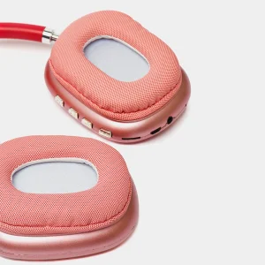 هدفون بلوتوثی مدل HEADPHONE WIRELESS STEREO P9 V5.3 بدون نویز کنسلینگ، درگاه شارژ USB Type-C، با قابلیت اتصال به 2 دستگاه همزمان، دارای باتری قابل شارژ، اتصال دوگانه (بی‌سیم و ‌)، دارای نشانگر LED، دارای شیار کارت حافظه