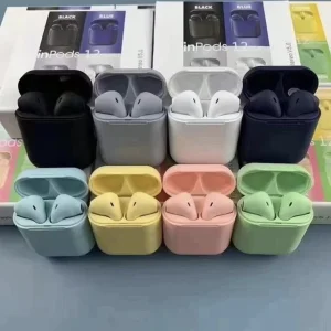 هدفون بلوتوثی مدل inpods 12 بدون قابلیت نویز کنسلینگ، درگاه شارژ لایتنینگ، تا 5 ساعت عمر باتری، امکان استفاده به صورت پاوربانک، کنترل لمسی، مقاوم در برابر رطوبت و عرق
