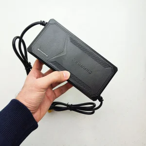 پاور استیشن 1500 وات مدل multi power-220w ظرفیت 84000 میلی آمپر