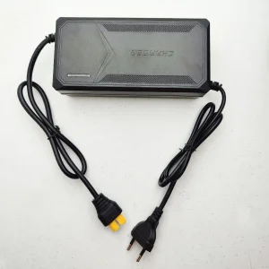 پاور استیشن 1500 وات مدل multi power-220w ظرفیت 84000 میلی آمپر