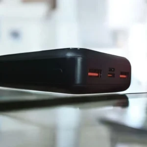 پاوربانک 22.5 وات مدل Z-22.5W ظرفیت 20000 میلی‌آمپرساعت