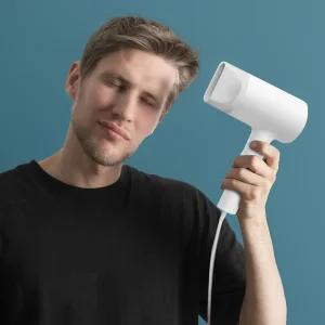 سشوار حرفه‌ای 1600 وات شیائومی مدل Mi Ionic Hair Dryer H300، موتور DC، وزن 508 گرم، دارای سری متمرکز‌کننده باریک با ویژگی صاف‌کنندگی، حجم‌دهندگی، با قابلیت باد سرد