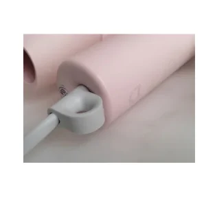 سشوار مسافرتی 1600 وات میجیا مدل H101، موتور AC، وزن 500 گرم، دارای سری متمرکز‌کننده باریک با ویژگی صاف‌کنندگی، حجم‌دهندگی، با قابلیت باد سرد