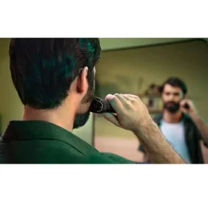 ماشین اصلاح موی صورت فیلیپس مدل MG7920 با باتری 1200 میلی‌آمپر، تیغه تریم، ضد آب و قابل استفاده زیر دوش، شارژ سریع USB و طراحی ارگونومیک با شانه قابل تنظیم دستی
