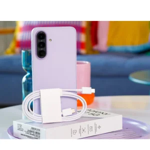 گوشی موبایل سامسونگ مدل Galaxy A37 دو سیم‌کارت ظرفیت 256 گیگابایت و رم 8 گیگابایت - ویتنام - به همراه شارژر 25 وات سامسونگ