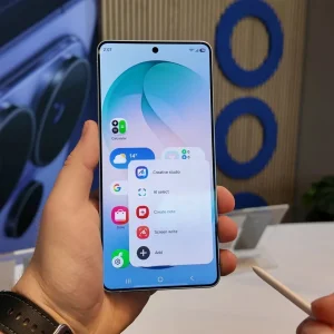 گوشی موبایل سامسونگ مدل Galaxy S26 Ultra دو سیم‌کارت ظرفیت 256 گیگابایت و رم 12 گیگابایت - ویتنام - به همراه شارژر 45 وات سامسونگ