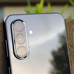 گوشی موبایل سامسونگ مدل Galaxy A36 دو سیم کارت ظرفیت 256 گیگابایت و رم 8 گیگابایت - ویتنام - به همراه شارژر 45 وات سامسونگ، 2 عدد قاب و 1 عدد محافظ صفحه نمایش