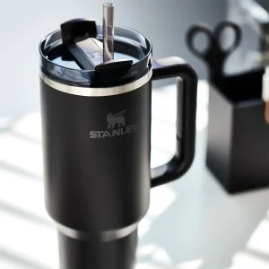 ماگ استنلی مدل Quencher Tumbler H2.0 کد 40oz گنجایش 1.18 لیتر