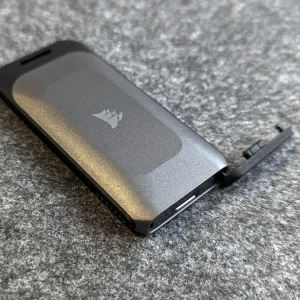 اس اس دی اکسترنال کورسیر مدل EX100U ظرفیت 2 ترابایت رابط USB 3.2 Gen2