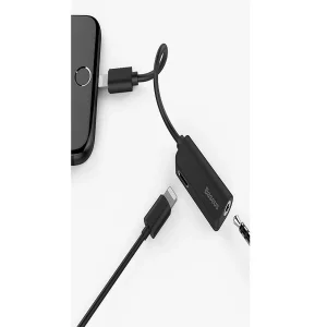 مبدل لایتنینگ به جک 3.5 میلی متری باسئوس مدل L32