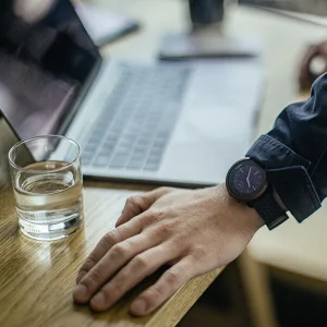 ساعت هوشمند 43 میلیمتری سونتو مدل SS050495000 با بند سیلیکون