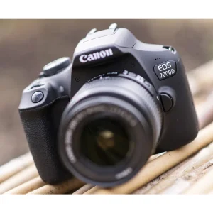 دوربین دیجیتال کانن مدل EOS 2000D به همراه لنز 18-55 میلی متر IS II