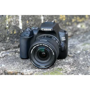 دوربین دیجیتال کانن مدل EOS 250D به همراه لنز 55-18 میلی متر IS STM