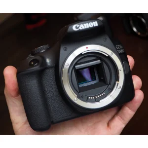 دوربین دیجیتال کانن مدل EOS 2000D به همراه لنز 50 میلی متر STM 1.8