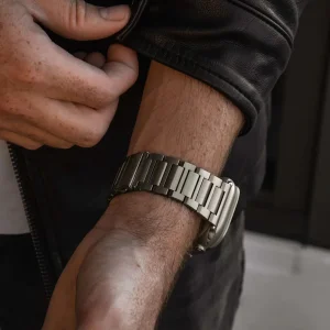 بند سندمارک مدل Titanium Grade 2 مناسب برای اپل واچ 44/45/49 mm