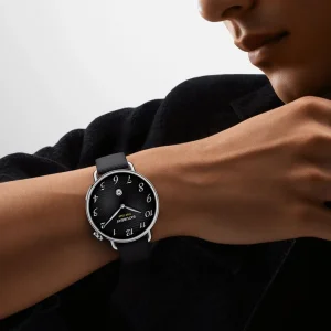 ساعت هوشمند 41 میلی‌متری شیائومی مدل Watch S4 با بند سیلیکونی، سازگار با اندروید 8.0 به بالا و iOS 14 به بالا