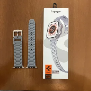 بند اسپیگن مدل Rugged Armor مناسب برای اپل واچ 42 / 44 / 45 / 49 میلی متری