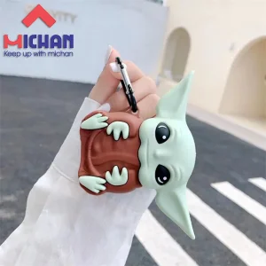 کاور میچان مدل Baby Yoda مناسب برای کیس ایرپاد 2