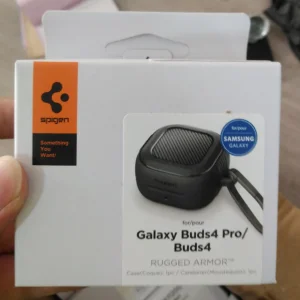 کاور اسپیگن مدل Rugged Armor مناسب برای کیس هدفون بی سیم سامسونگ Galaxy Buds 4 Pro / Buds 4