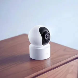 دوربین مداربسته بی‌سیم تحت شبکه شیائومی مدل Mi C200 با وضوح Full HD، چرخش 360 درجه افقی و 106 درجه عمودی، کدک H.265، تشخیص هوشمند انسان، انتقال صدای دوطرفه و پشتیبانی از کنترل صوتی با دستیار Google و Alexa