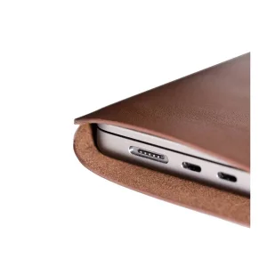 کاور لپ تاپ سندمارک مدل Pro Leather مناسب برای لپ تاپ اپل مک بوک ۱۴ اینچی