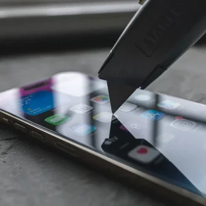 محافظ صفحه نمایش اپیکوی مدل Green Dragon ExplosionProof مناسب برای گوشی موبایل اپل iPhone 15 Pro