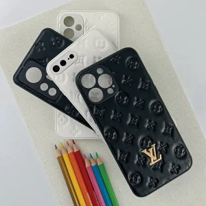 کاور اپیکوی طرح LV مناسب برای گوشی موبایل اپل iPhone 11 Pro