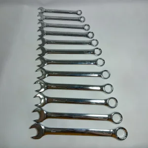 آچار بکس باس مدل BS-218-peaces مجموعه 218 عددی