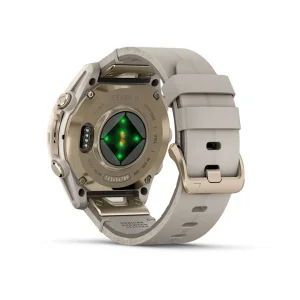 ساعت هوشمند گارمین مدل Fenix 8 - 43mm AMOLED، مناسب برای ورزش، نمایش میزان ضربان قلب، کنترل سطح اکسیژن خون، بند سیلیکون