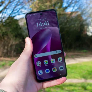 گوشی موبایل موتورولا مدل Moto G17 دو سیم کارت ظرفیت 256 گیگابایت و رم 8 گیگابایت