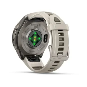 ساعت هوشمند 43 میلی‌متری گارمین مدل Fenix 9 Pro با بند سیلیکونی، سازگار با گوشی‌های آیفون (iOS) و اندروید (Android) از طریق نرم‌افزار Garmin Connect و پشتیبانی از Garmin Messenger و Connect IQ