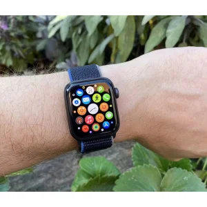 ساعت هوشمند اپل مدل  SE Aluminum Case 40mm with Sport Loop Band