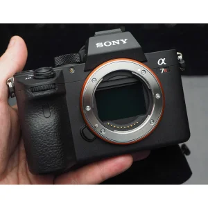 دوربین دیجیتال بدون آینه سونی مدل A7R III بدون لنز
