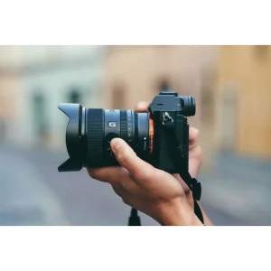 لنز دوربین سونی مدل FE 20mm F1.8G
