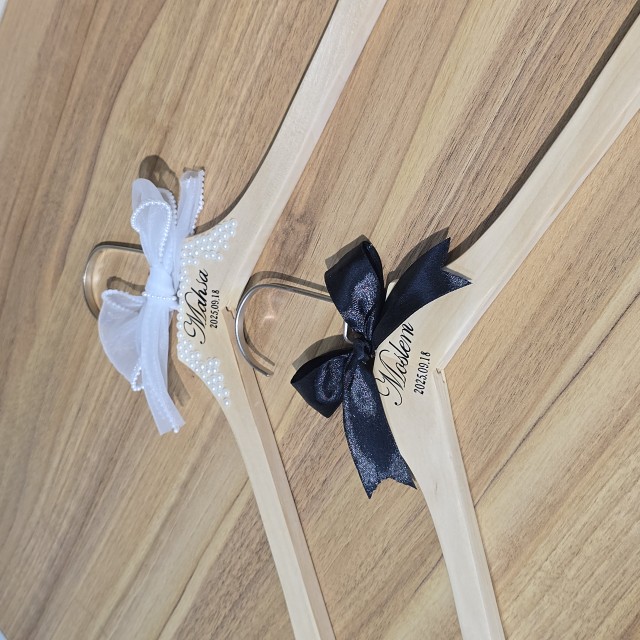 ست هنگر عرس و داماد با لیبل اسم