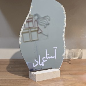 آیینه انتزاعی پایه چوبی