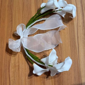 دسته گل عروس مدل کیفی شیپوری