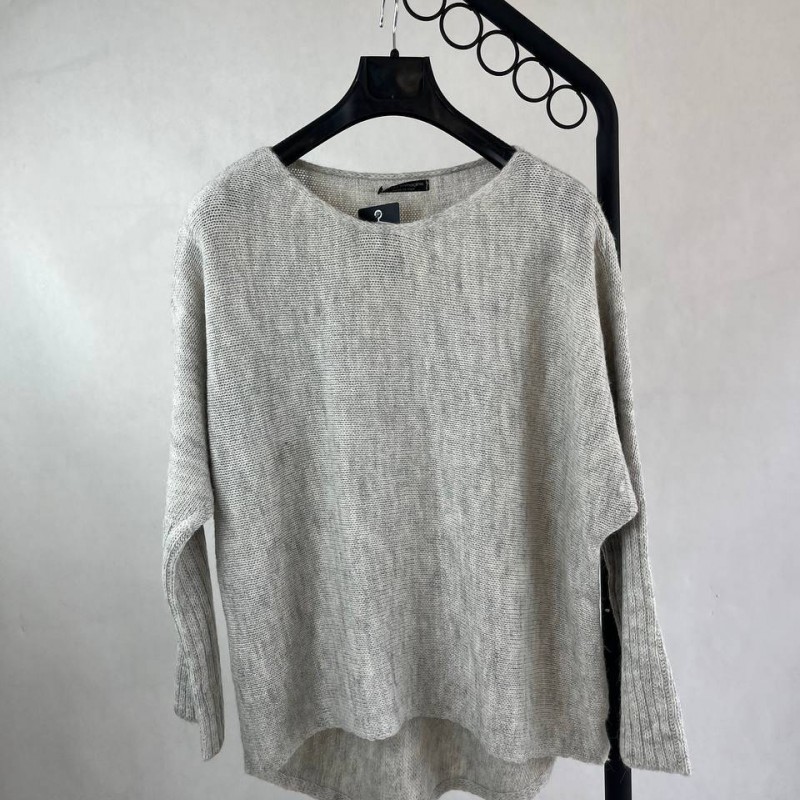 بافت زنانه طوسی ساده - استایل راحت و شیک برای استفاده روزمره