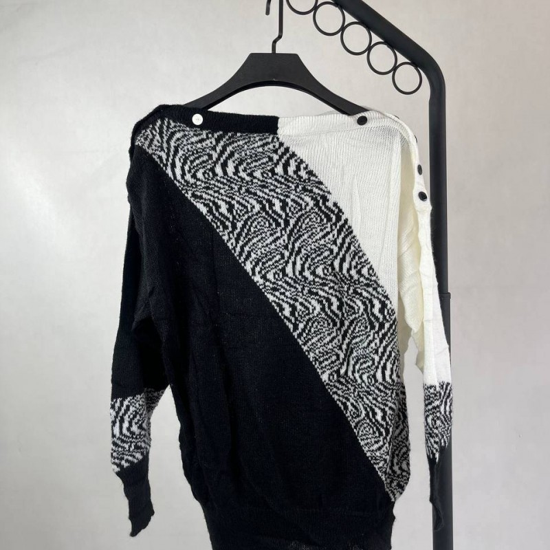 بلوز طرح دار زنانه با رنگ‌های متنوع - استایل شیک و مدرن