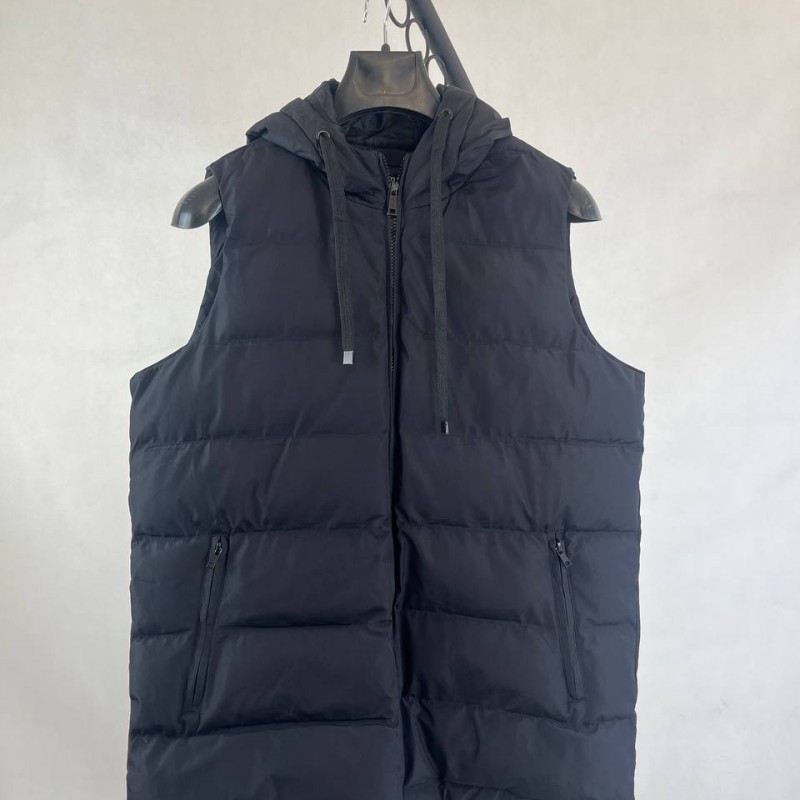 جلیقه پفی مردانه مشکی کلاه دار برند TIFFOSI