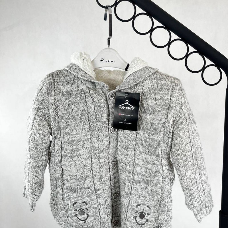 بافت کلاه‌دار با جیب خرسی طوسی