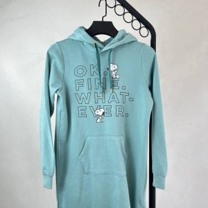 سویشرت سبز با طرح Snoopy - طراحی جوانانه و جذاب