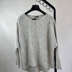 بافت زنانه طوسی ساده - استایل راحت و شیک برای استفاده روزمره