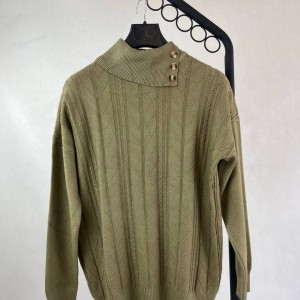 بافت زنانه سبز زیتونی با یقه بلند - طراحی کلاسیک و مناسب فصل پاییز و زمستان