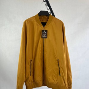 بادگیر مردانه خردلی زیپ جلو ضد باد