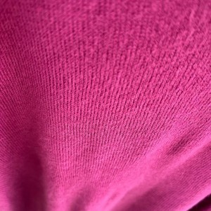 پولوشرت مردانه ساده، رنگ قرمز بنفش