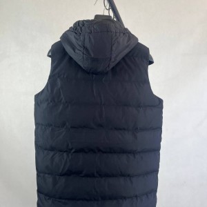 جلیقه پفی مردانه مشکی کلاه دار