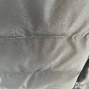 جلیقه پفی مردانه مشکی کلاه دار